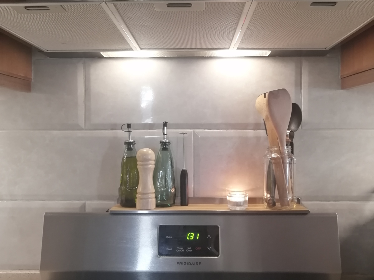 Ideas para agregar espacio en tu meseta de cocina o encimera.